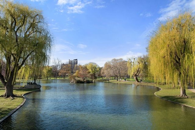 263 Commonwealth Ave 8, Boston, MA 02116