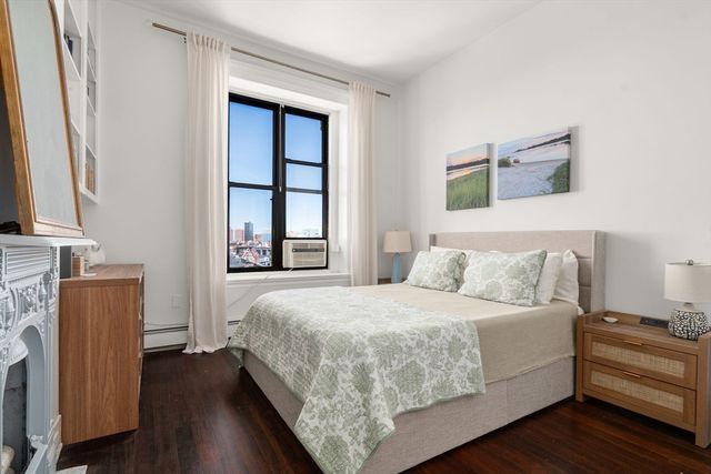 263 Commonwealth Ave 8, Boston, MA 02116