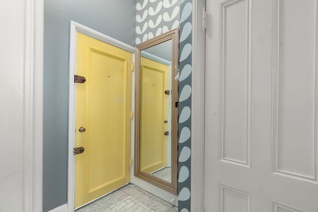 263 Commonwealth Ave 8, Boston, MA 02116