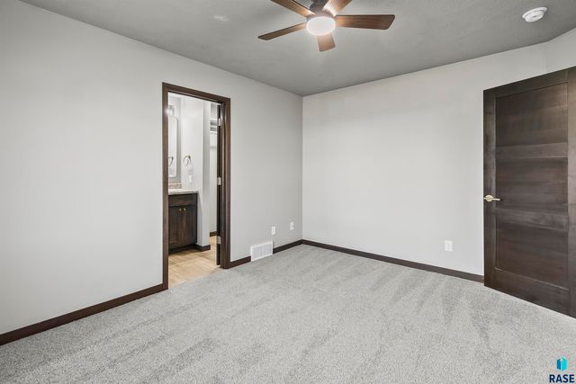 6516 W 6th Pl Place, Sioux Falls, SD 57107