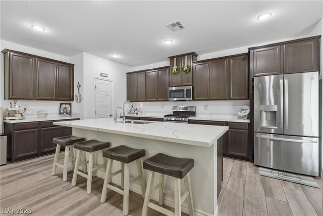 7125 Range Valley Street, North Las Vegas, NV 89084