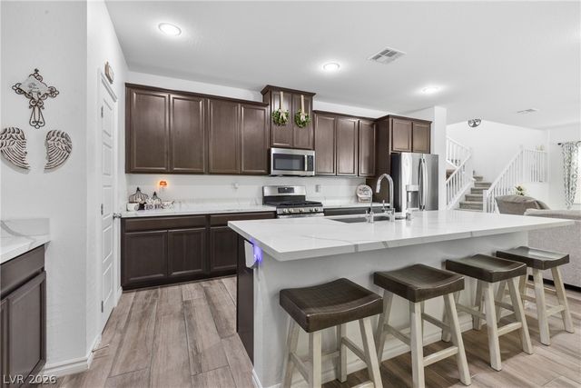 7125 Range Valley Street, North Las Vegas, NV 89084