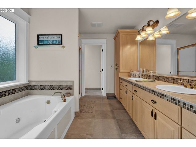 2332 ROSEMARY Ct, Florence, OR 97439