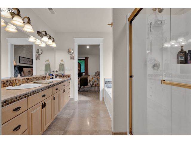 2332 ROSEMARY Ct, Florence, OR 97439