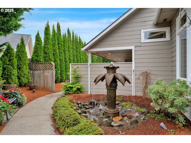 2332 ROSEMARY Ct, Florence, OR 97439