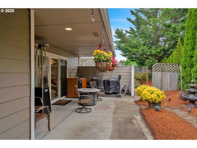 2332 ROSEMARY Ct, Florence, OR 97439