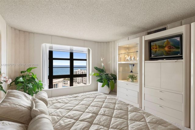 5500 Collins Ave 1401, Miami Beach, FL 33140