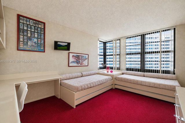 5500 Collins Ave 1401, Miami Beach, FL 33140