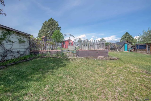 8570 DUNSMORE RD, Rapid City, SD 57702