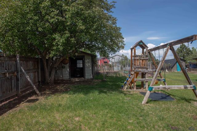 8570 DUNSMORE RD, Rapid City, SD 57702