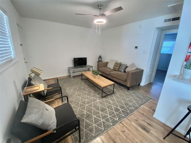 1855 Portsmouth Street C4, Houston, TX 77098