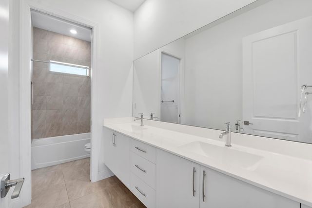 12745 Bayside Court, Parkland, FL 33076