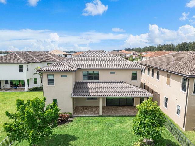 12745 Bayside Court, Parkland, FL 33076