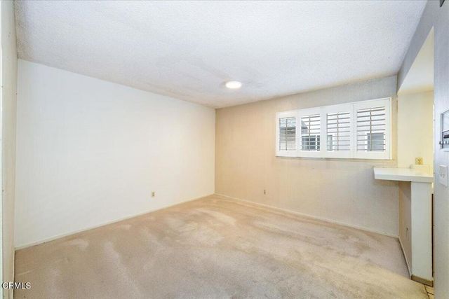 823 N Altadena Drive, Pasadena, CA 91107