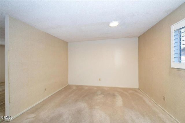 823 N Altadena Drive, Pasadena, CA 91107