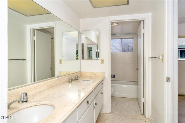 823 N Altadena Drive, Pasadena, CA 91107