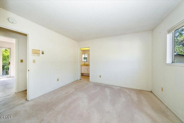 823 N Altadena Drive, Pasadena, CA 91107