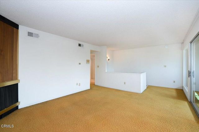 823 N Altadena Drive, Pasadena, CA 91107
