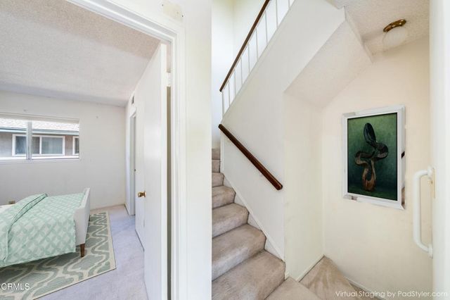 823 N Altadena Drive, Pasadena, CA 91107