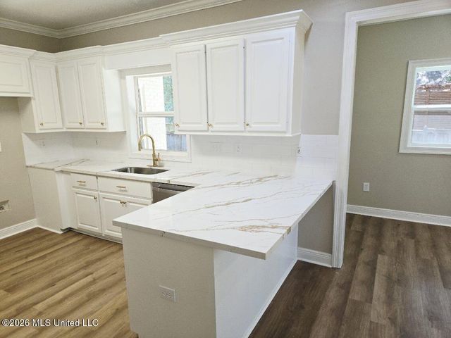 609 Kinsington Court, Ridgeland, MS 39157