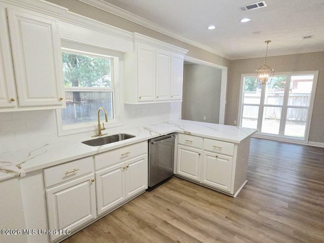 609 Kinsington Court, Ridgeland, MS 39157