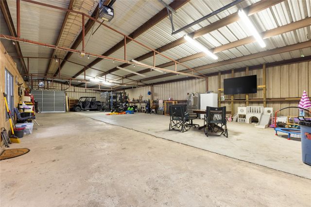11703 N H Street, La Porte, TX 77571
