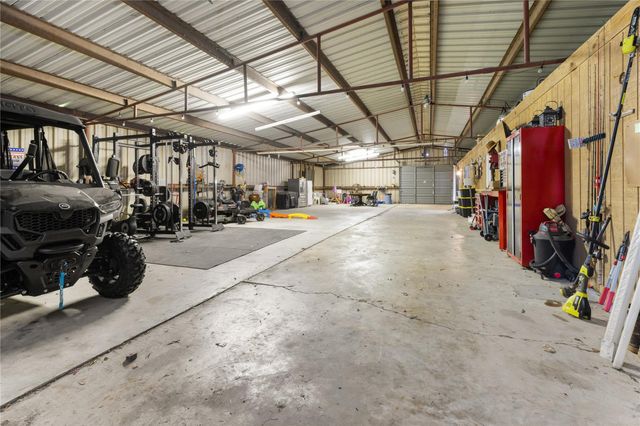 11703 N H Street, La Porte, TX 77571
