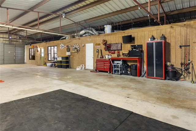 11703 N H Street, La Porte, TX 77571
