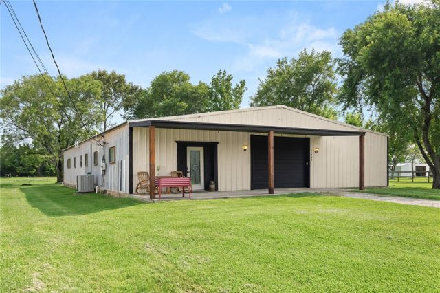 11703 N H Street, La Porte, TX 77571