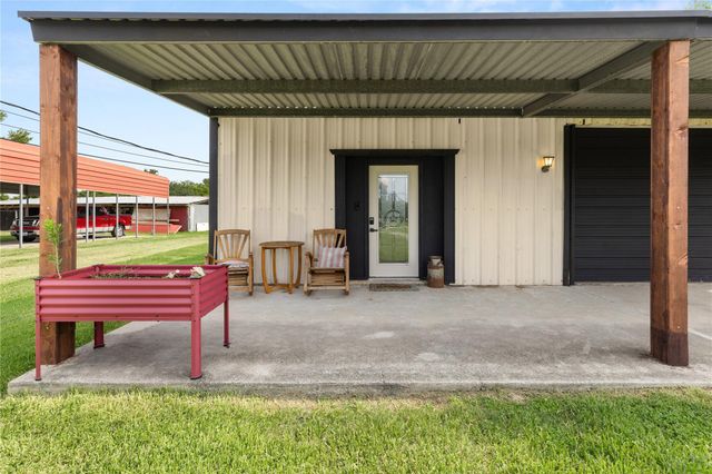 11703 N H Street, La Porte, TX 77571