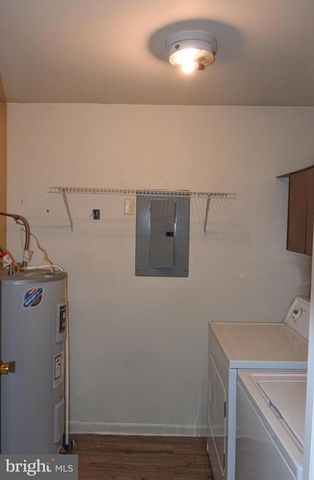 706 CHRISTOPHER DR, Reading, PA 19610