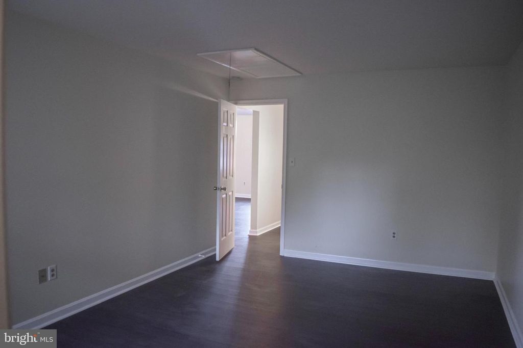 Image 17 of property listing at 706 CHRISTOPHER DR, Reading, PA 19610