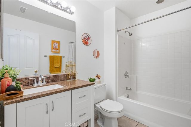 2 Lansdale Court, Ladera Ranch, CA 92694