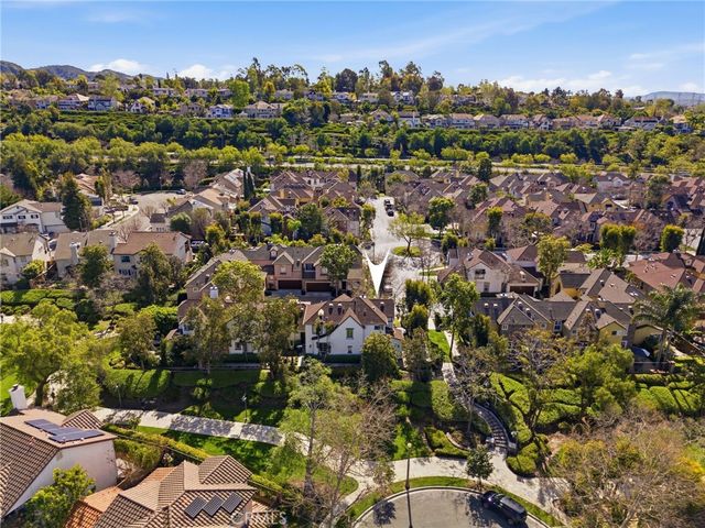 2 Lansdale Court, Ladera Ranch, CA 92694