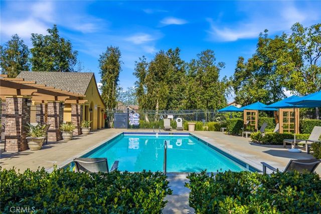 2 Lansdale Court, Ladera Ranch, CA 92694