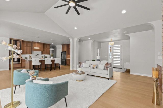 294 E SWEETWATER WAY, Appleton, WI 54913