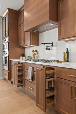 294 E SWEETWATER WAY, Appleton, WI 54913