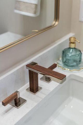 294 E SWEETWATER WAY, Appleton, WI 54913