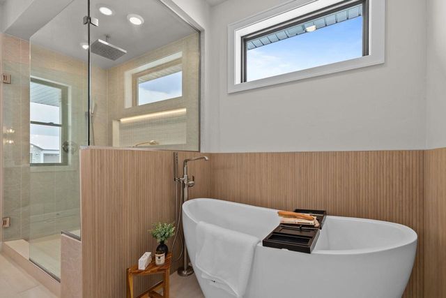 294 E SWEETWATER WAY, Appleton, WI 54913