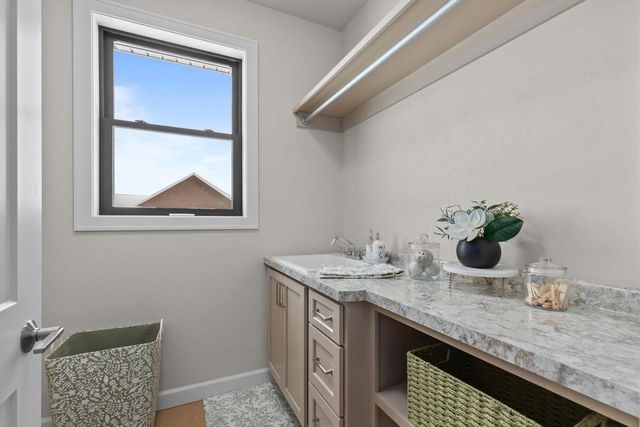 294 E SWEETWATER WAY, Appleton, WI 54913