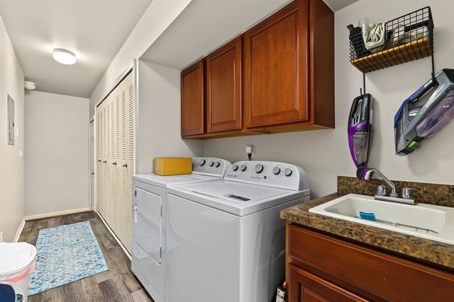 52268 Naugatuck Drive, Macomb Twp, MI 48042