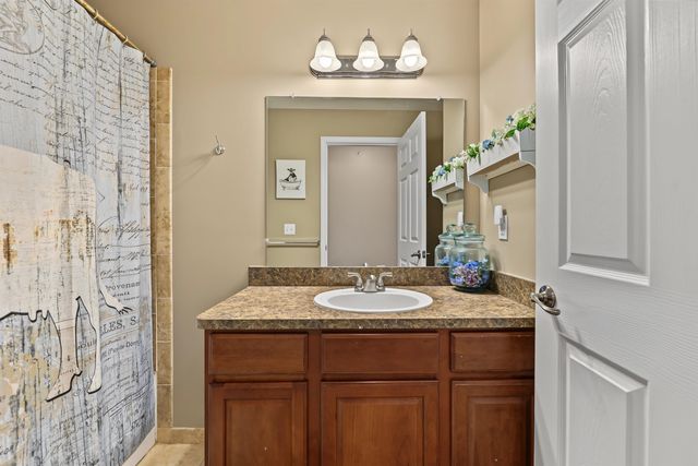 52268 Naugatuck Drive, Macomb Twp, MI 48042