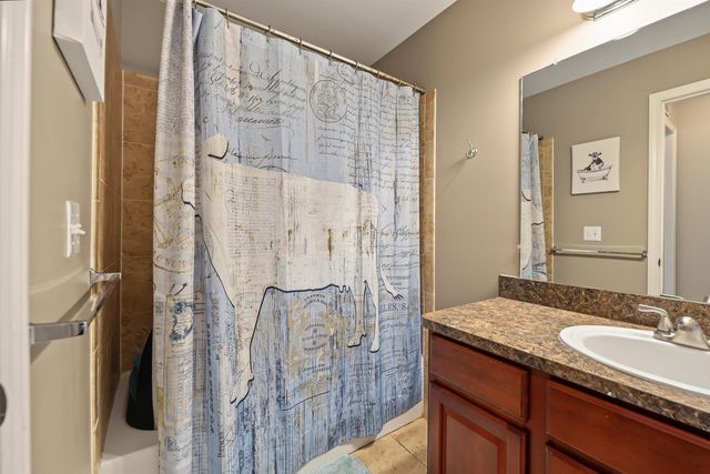 52268 Naugatuck Drive, Macomb Twp, MI 48042