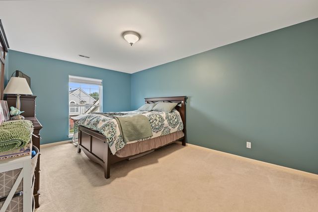 52268 Naugatuck Drive, Macomb Twp, MI 48042