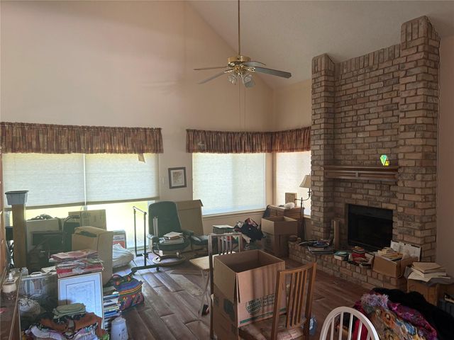 1664 Beaconshire Road, Houston, TX 77077