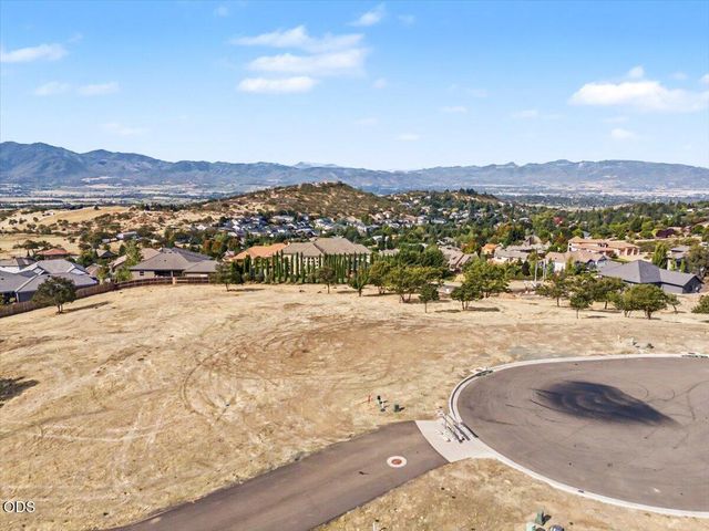 5645 Springview Court, Medford, OR 97504