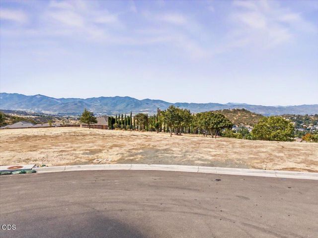 5645 Springview Court, Medford, OR 97504