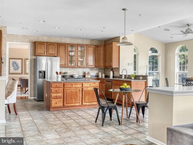 15423 DOVEHEART LN, Bowie, MD 20721
