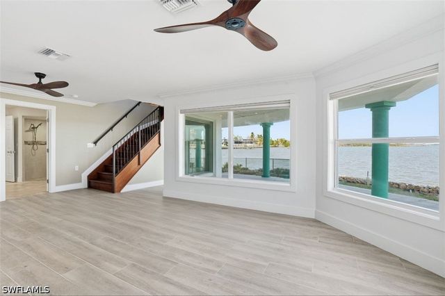 266 Curlew ST, Fort Myers Beach, FL 33931