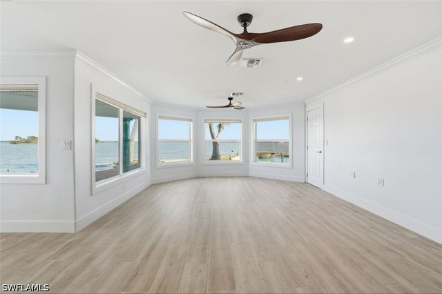 266 Curlew ST, Fort Myers Beach, FL 33931